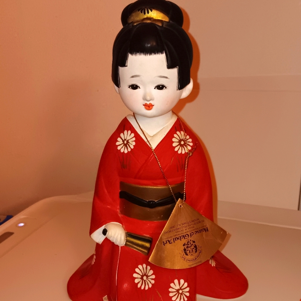 Genuine Japanese HAKATA Doll HOUSE OF GLOBAL ART